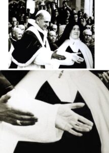 Bildvergleich mit Nahaufnahme der linken Hand von Paul VI.