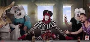 Die 'Sisters of Perpetual Indulgence' verhöhnen Christus durch ein vulgäres Abendmahl